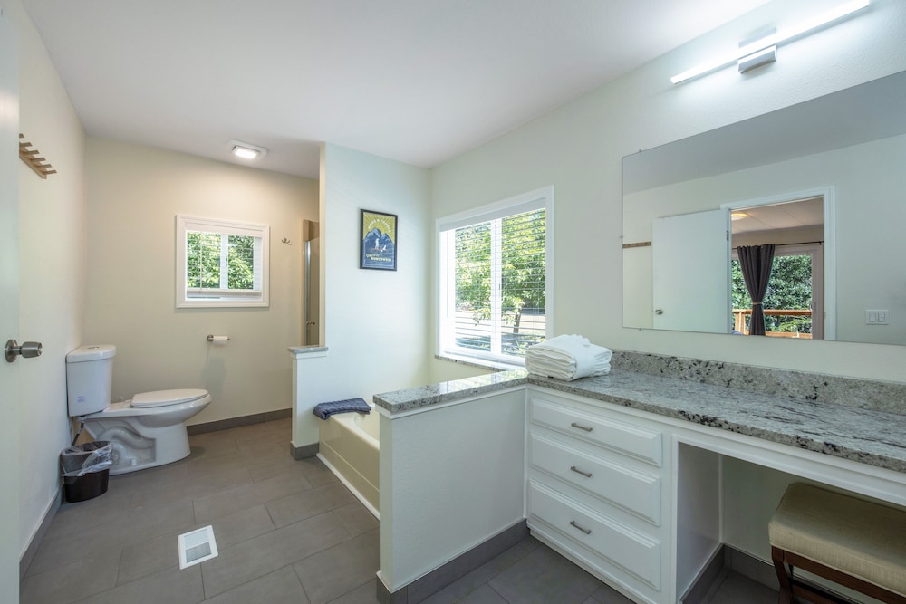 Orchard Haven Combo 6 Bedroom Home by RedAwning
