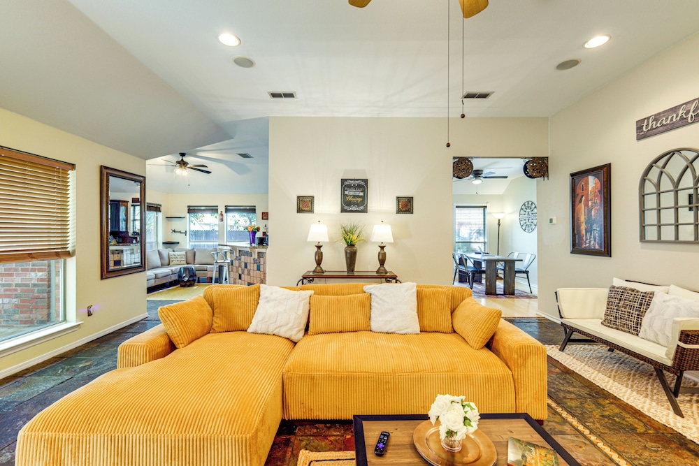 DFW Fun Awaits: Family Home in Crowley!