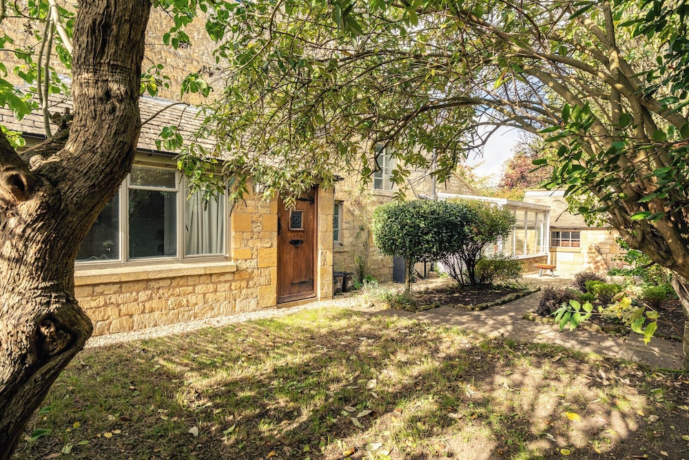 Beautiful 2BD Cottage in the Cotswolds