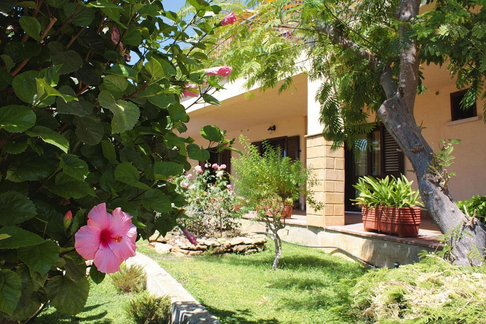 Apartment in Triscina Near Selinunte Ruins