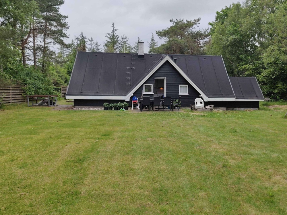 4 Star Holiday Home in Hals