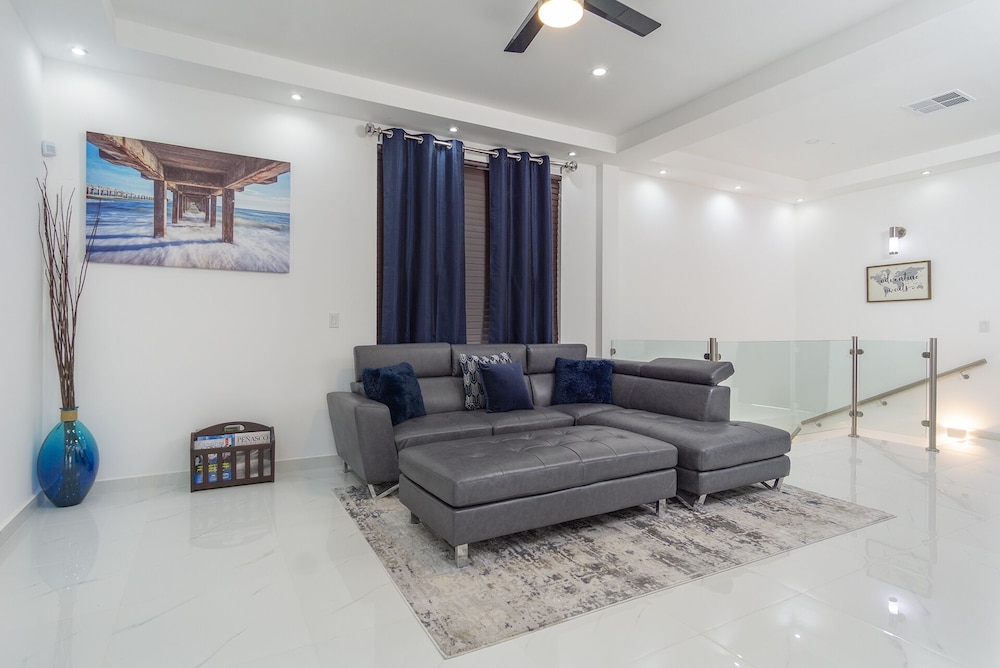 Ocean Pearl House