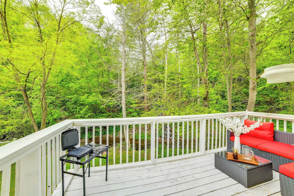 Serene Duplex w/ On-site Brook in Callicoon Center