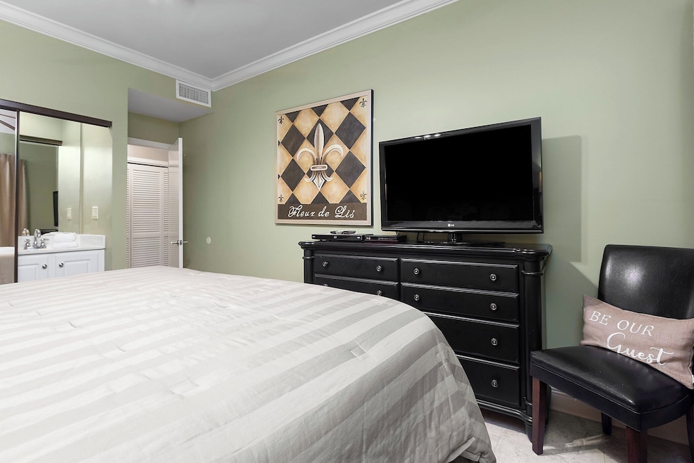 Romar House by Southern Vacation Rentals
