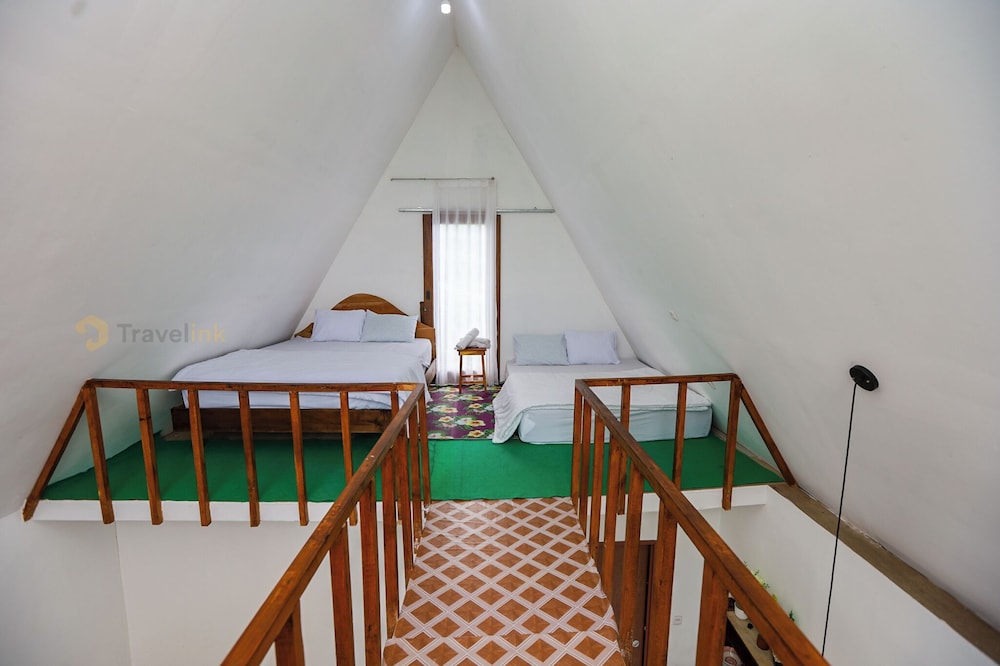 Batu Lawang Sikunir By Travelink