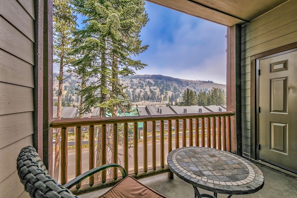 Three Bedroom Mountain At Kirkwood Townhouse by RedAwning