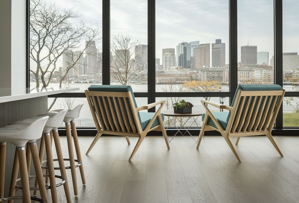 Luxury Apartments by Hyatus Downtown Boston