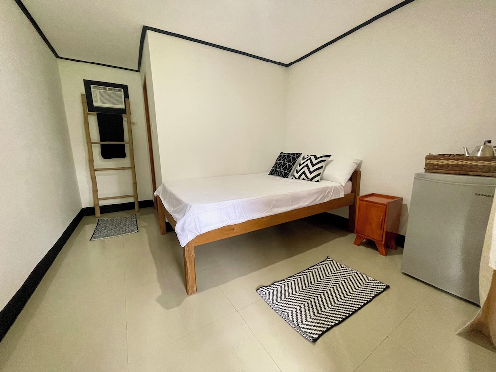 Nayon Inn