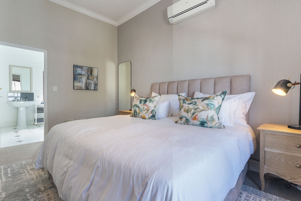 Winelands Golf Lodges at De Zalze