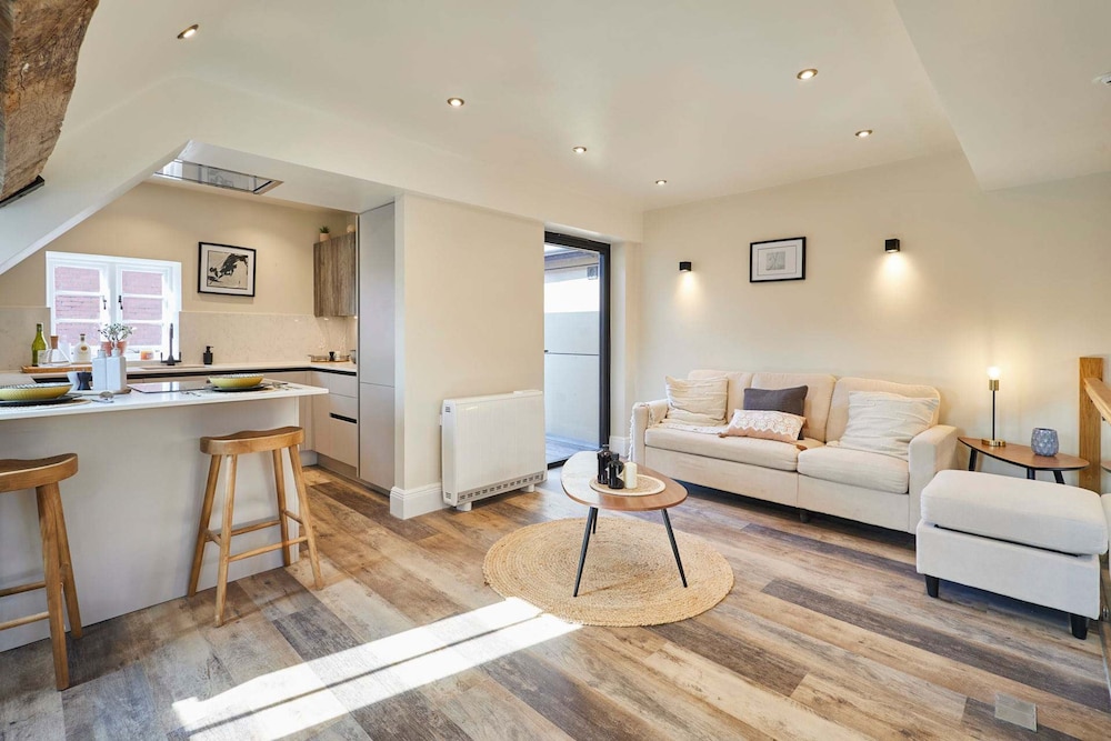 Host Stay Apartment 6 Vinegar House