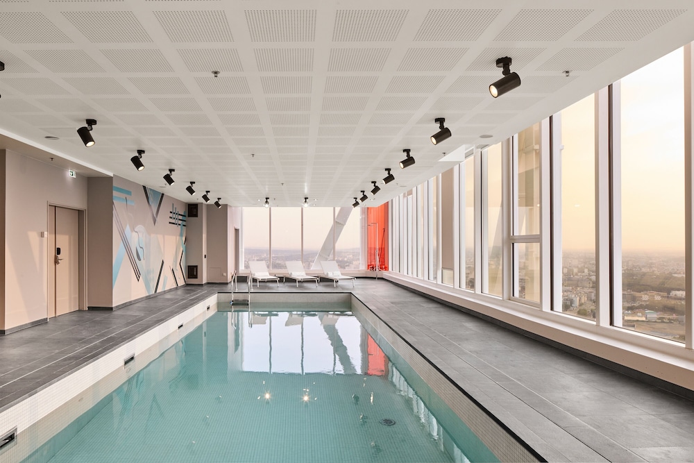 Saint-Denis Vacations - H4 Hotel Wyndham Paris Pleyel Resort - Property Image 9