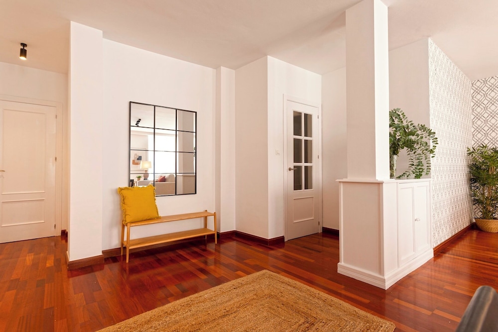 Genteel Home Uncibay