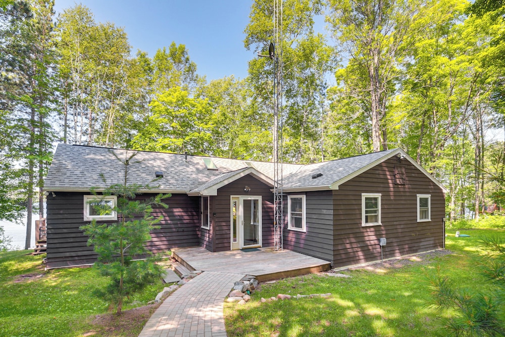 Quiet Presque Isle Home w/ Grill: Families Welcome view 4