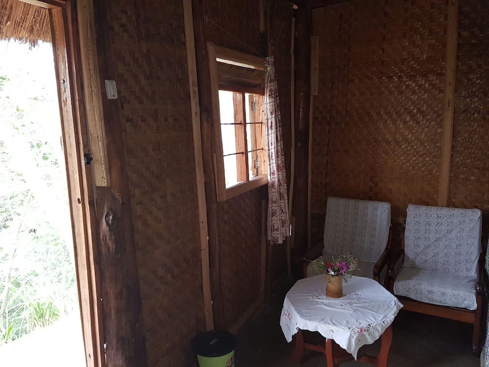 Ecolodge Uganda view 5