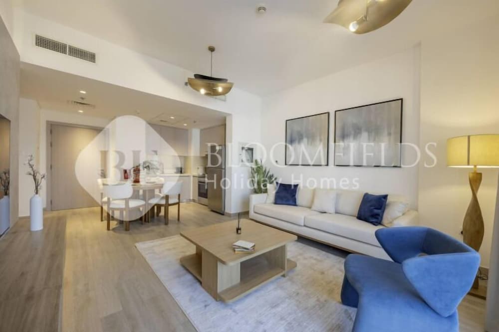 720 Bloomfields Luxuries 1Br Water Edge