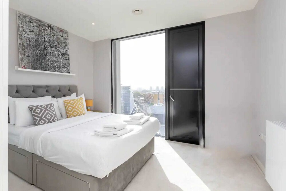 Bright New 1 Bedroom Flat in Elephant and Castle