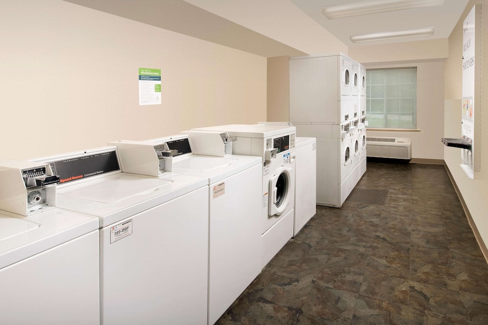 WoodSpring Suites Lebanon