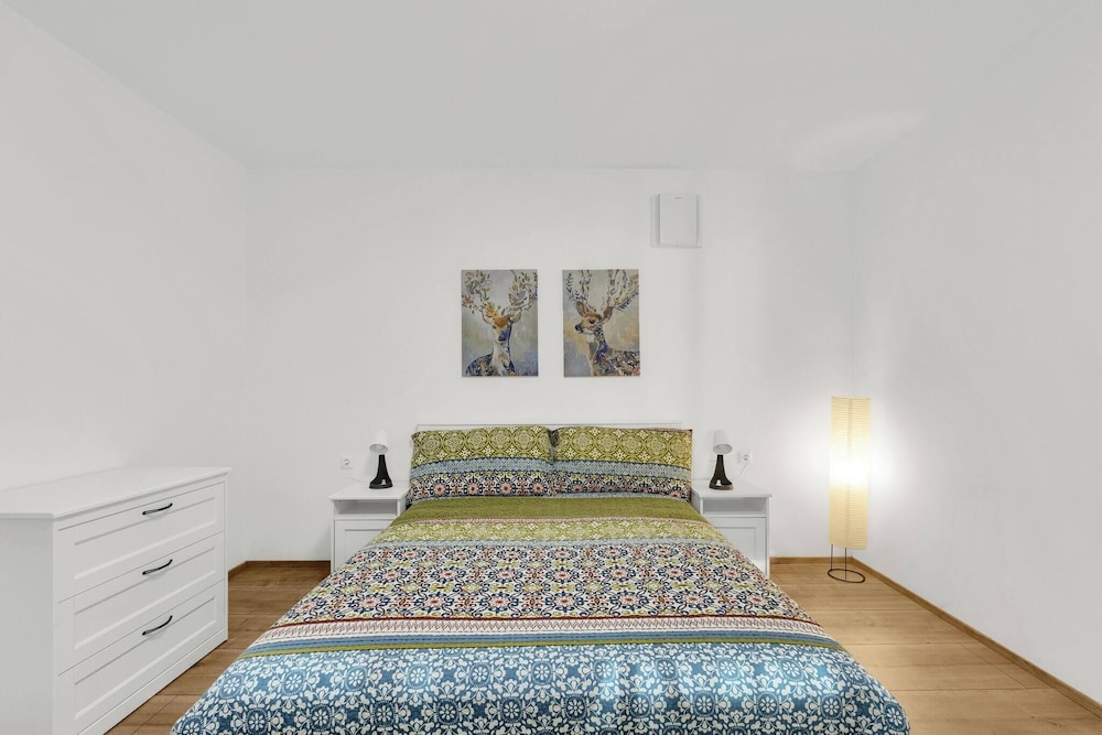 Spacious Renovated House in Wolfsthal, Austria - Perfect for Families and Groups