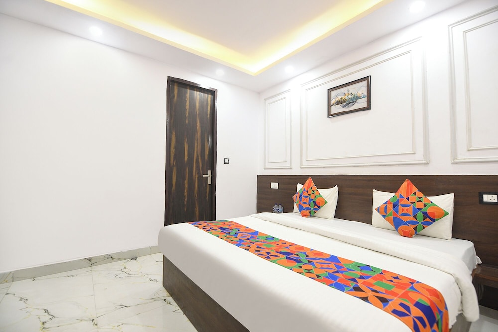 Fabhotel Dream Stay Inn