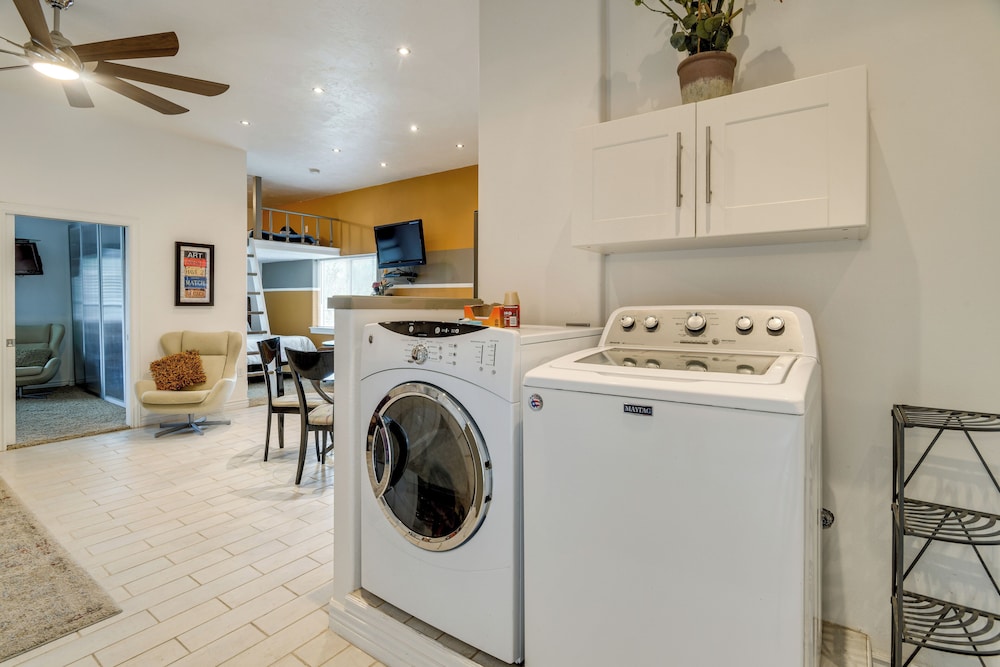 11 Mi to Bear World: Riverfront Getaway in Rigby
