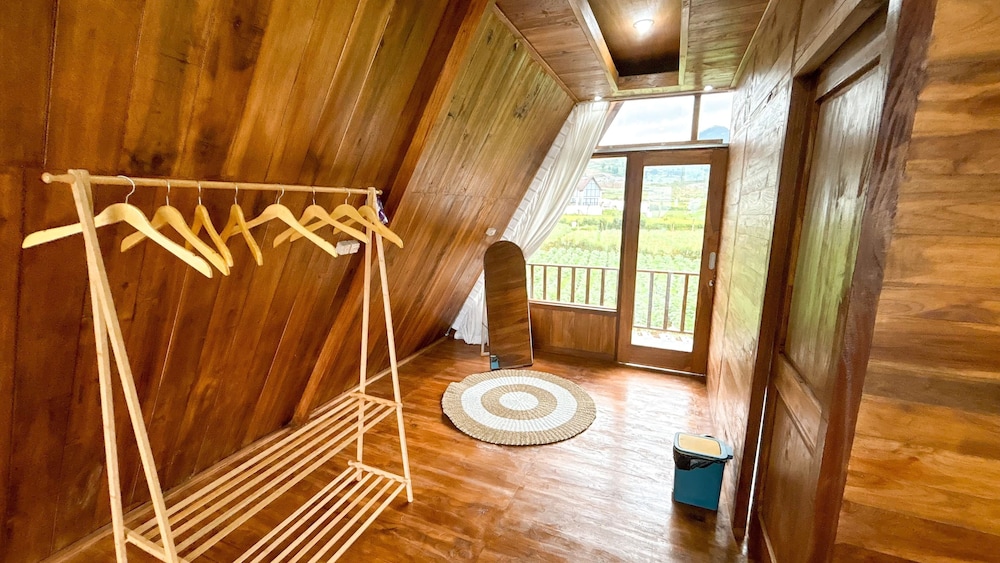 Hayasa Cabin Villa