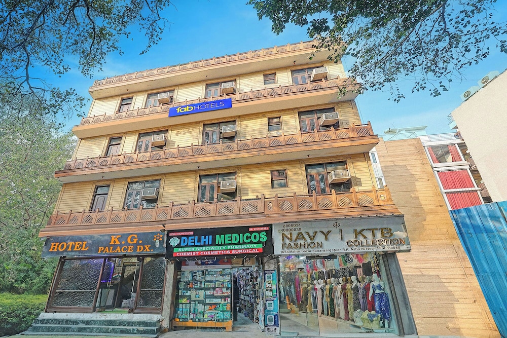 Fabhotel Kg Palace