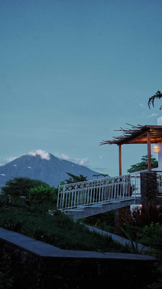 Mateves Boutique Lodge