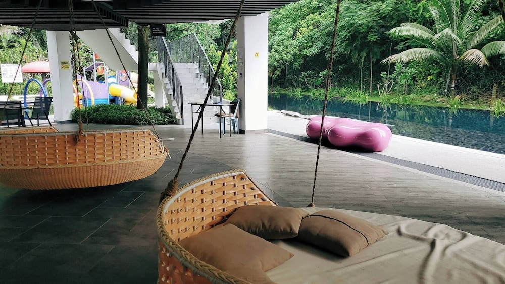 Ipoh Cove Hillside Mini Waterpark Family Suite