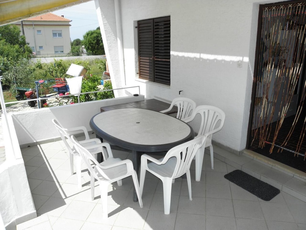 Kuce - 150m From the Beach With Parking - A3 view 3