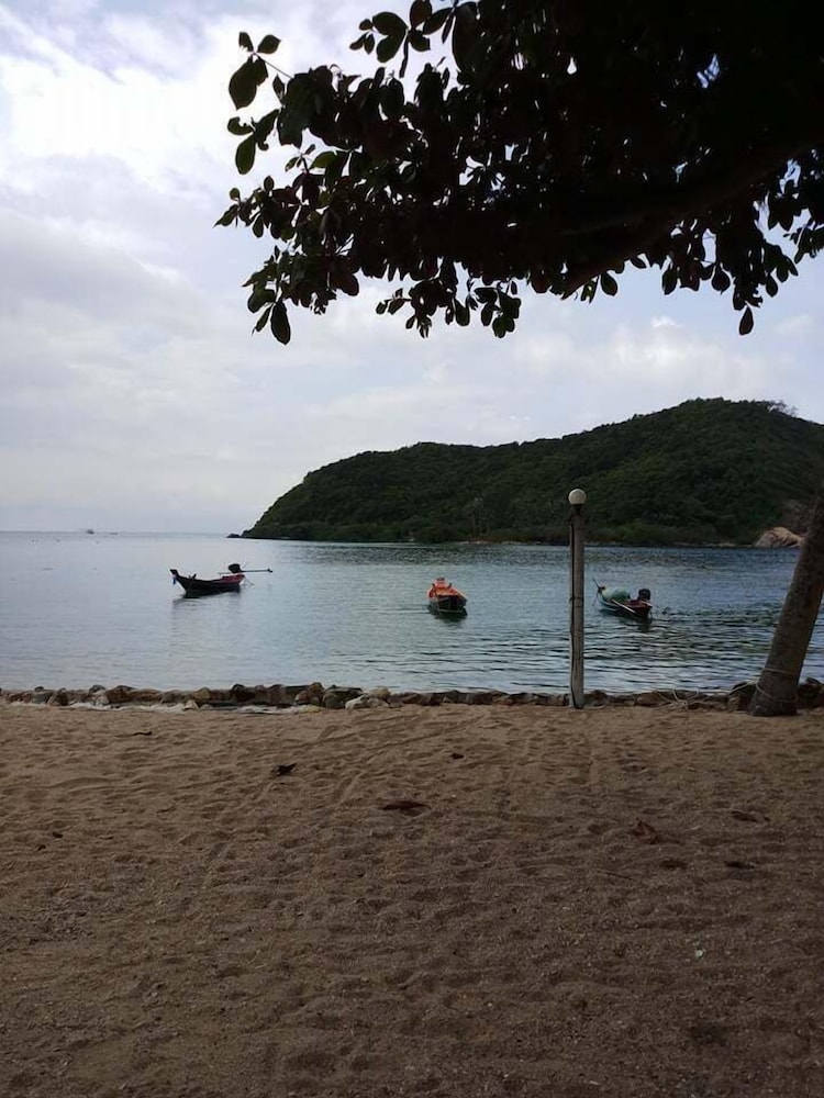 Royal Orchid Resort