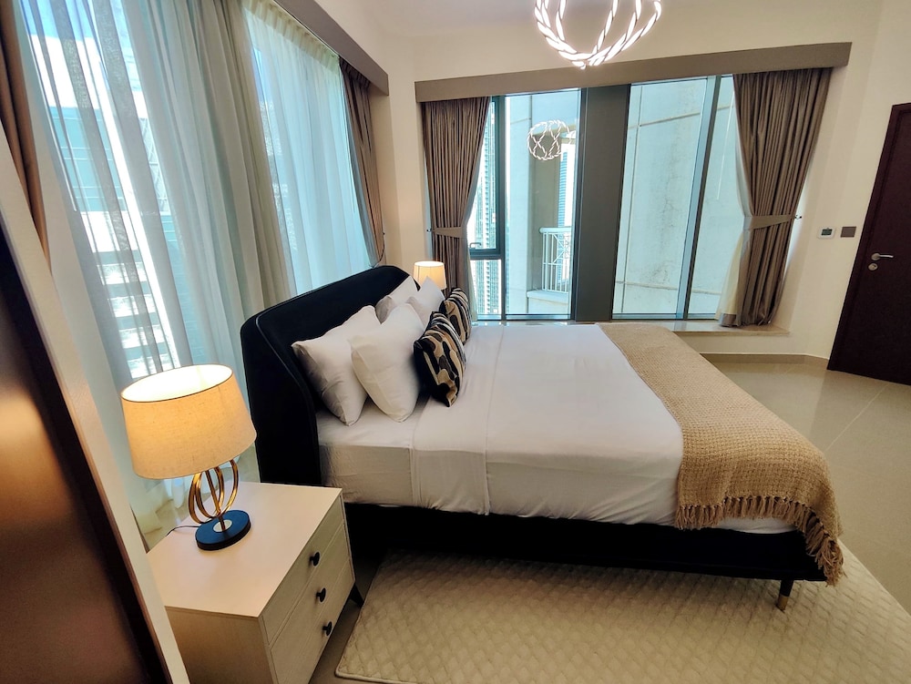 Lux BnB I 29 BLVD Burj & Fountain Views