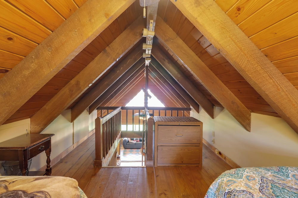 Lake Okeechobee Cabin w/ Boat Launch & Patio