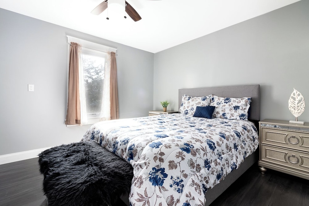 Double House Rental – 11Br Perfect For Big Groups