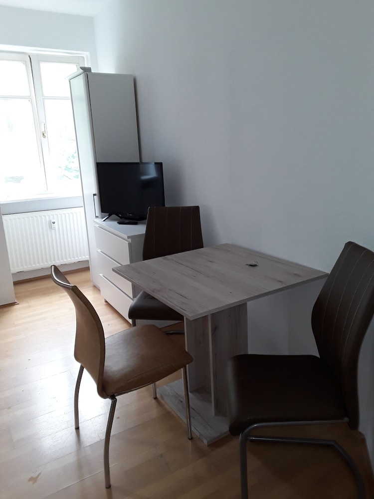 Apartments Sachsenallee view 2