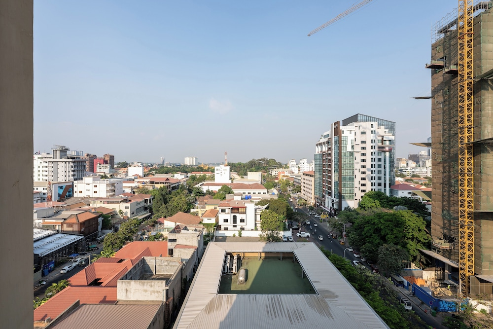 Yue Tai Apartment City Center by Soben