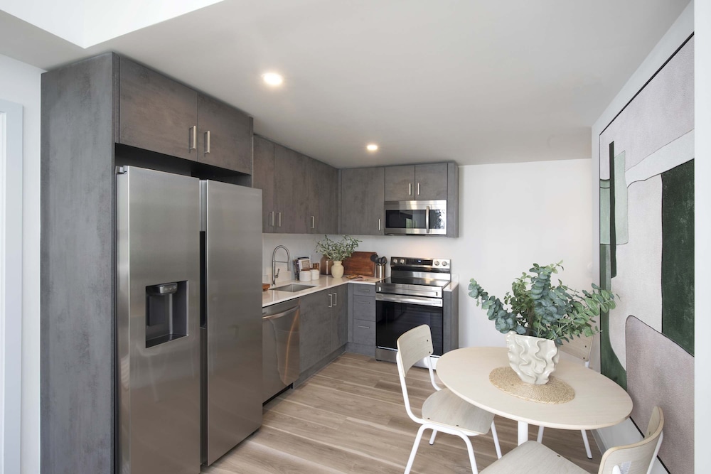 w Stylish 1BR in Wynwood
