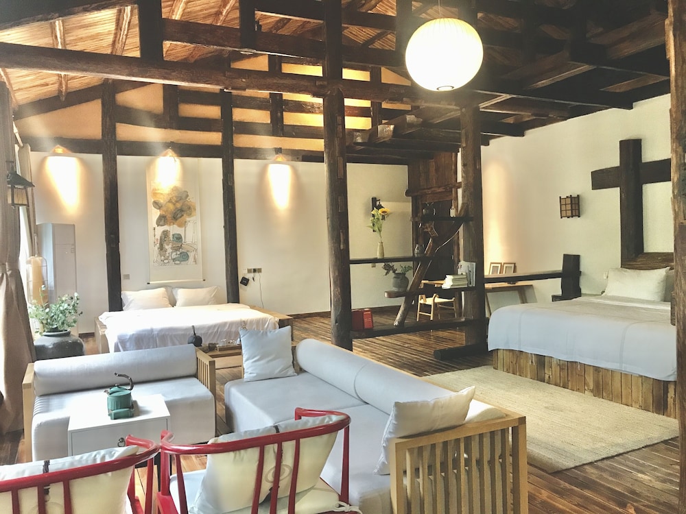 No.5 Valley Lodge