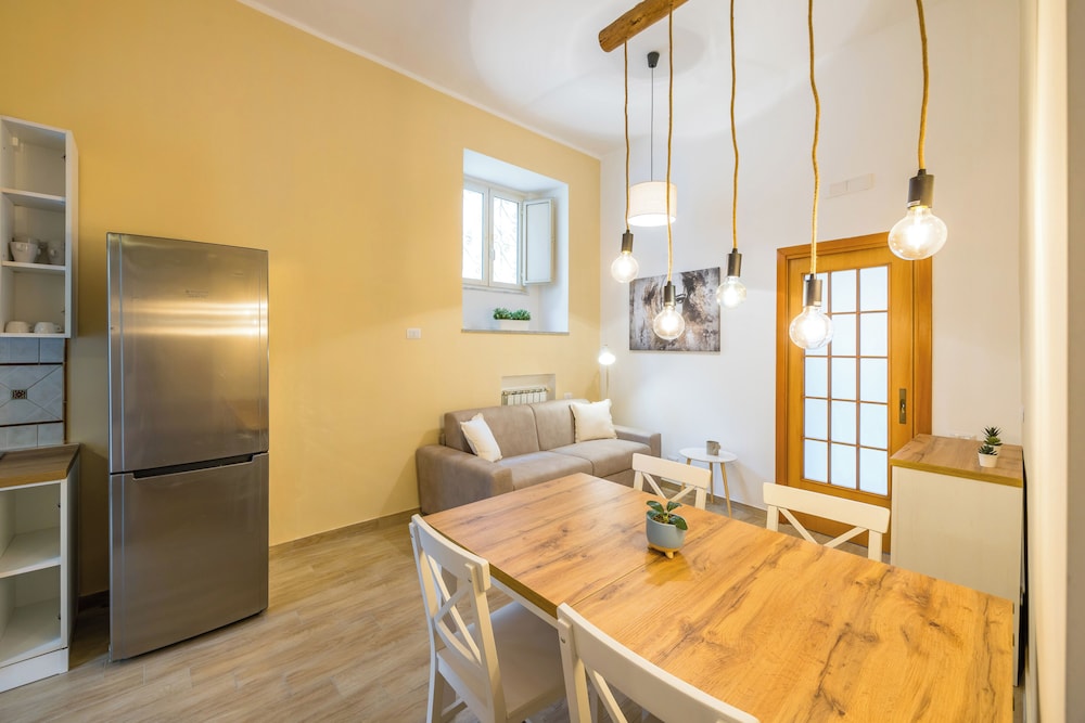 Smooth Vibes at Chiaia by Napoliapartments