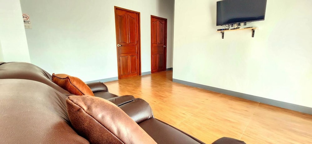 SRE Mae Sot - Entire Villa