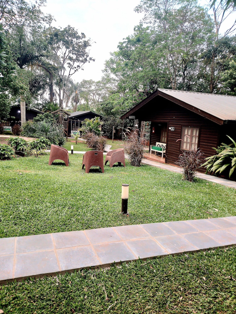 El Descanso Iguazú by DOT Cabana