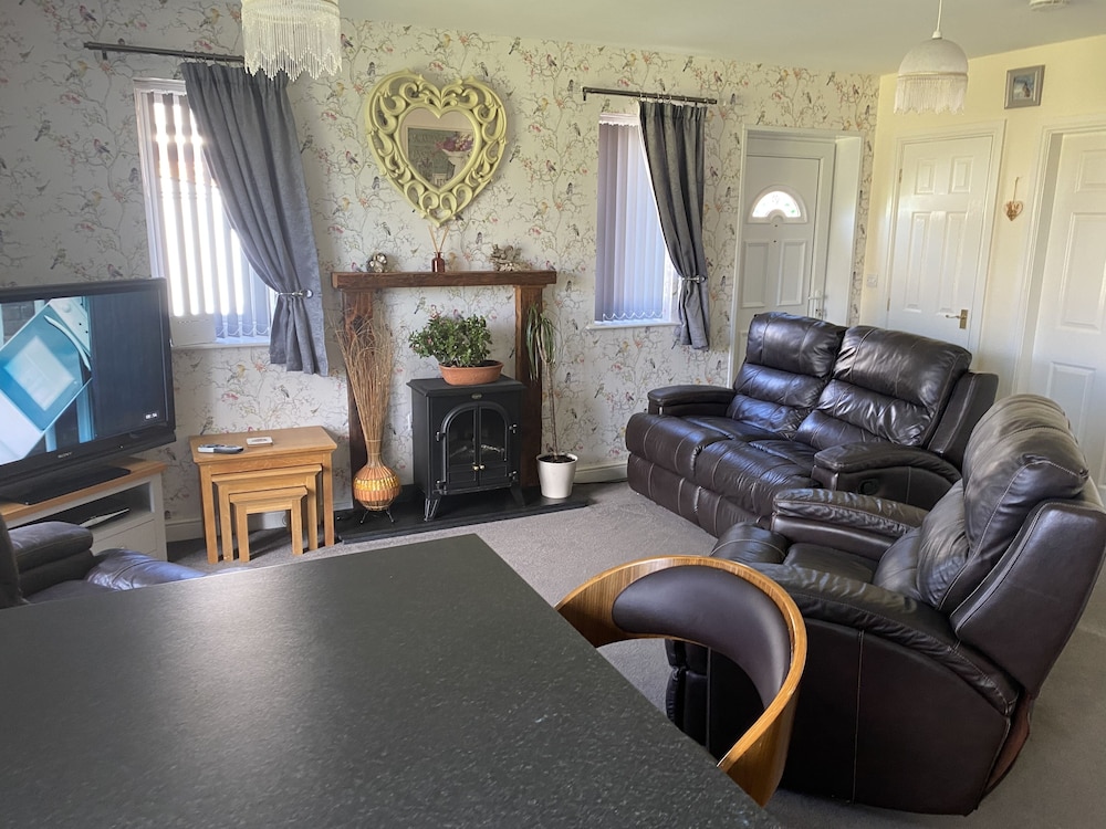 Cozy Dog Friendly Cottage Near Bridlington view 2