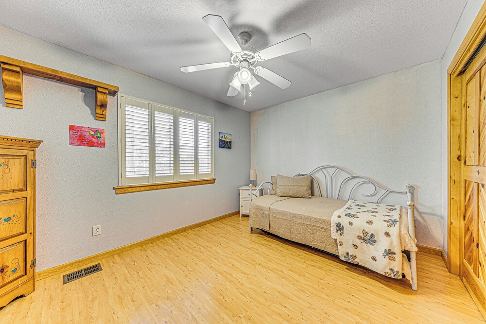 2 Mi to Dtwn: Cloudcroft Home w/ Furnished Deck
