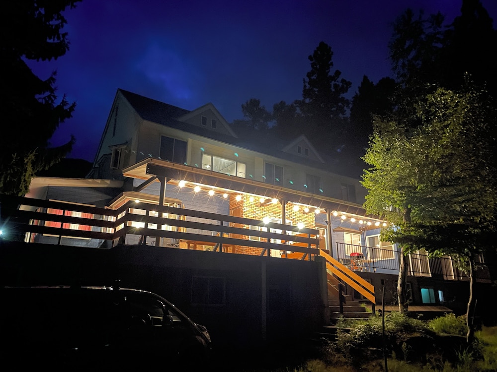 Ember Lodge