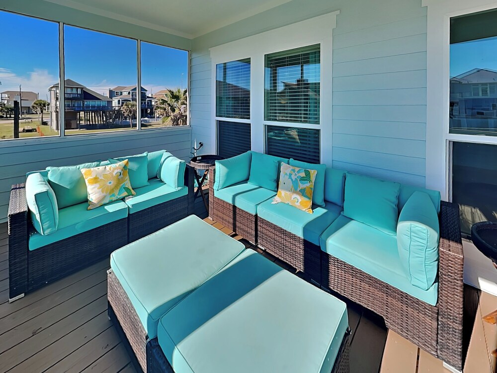 Sanctuary by the Sea by Ryson Vacation Rentals