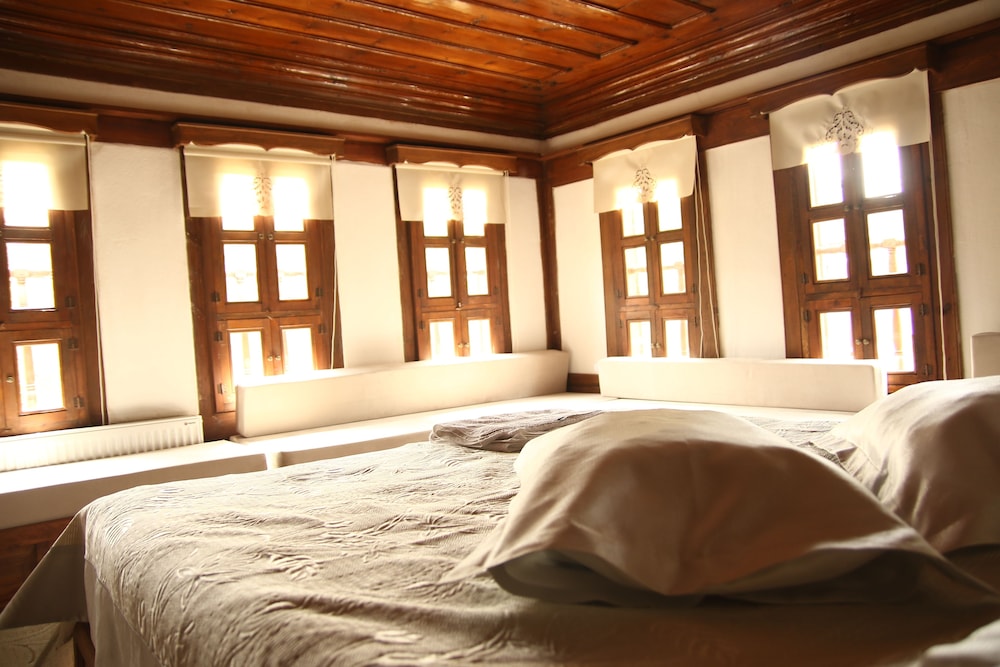 Safranbolu Camlica Konagi Carsi Evi