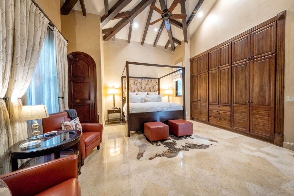 Room-villa Firenze, Costa Rica All Inclu view 5