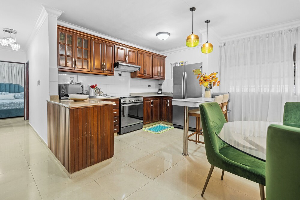 COZY ELEGANT 2BR SPACE