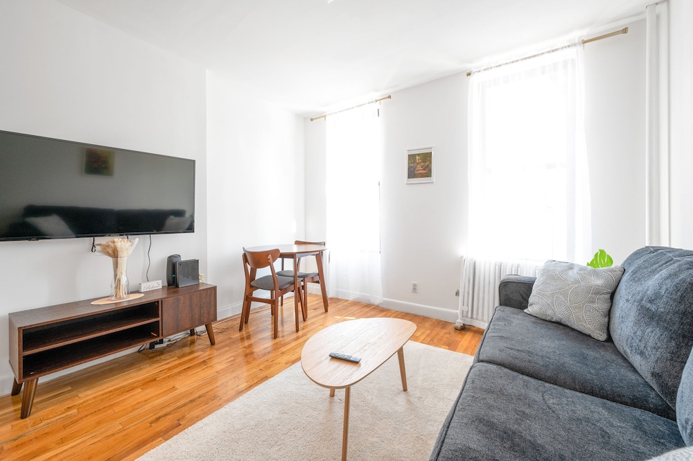 Lovely Apt Near Central Park