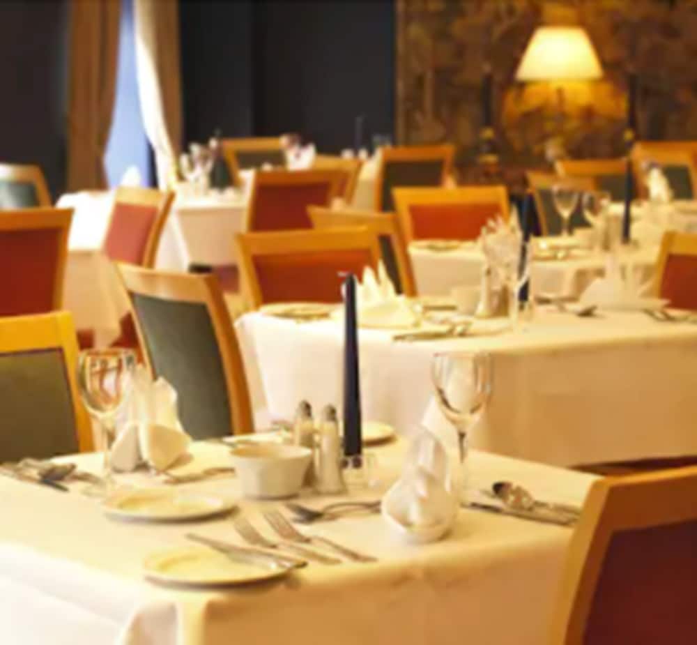 Limerick Vacations - Pery's Hotel - Property Image 10