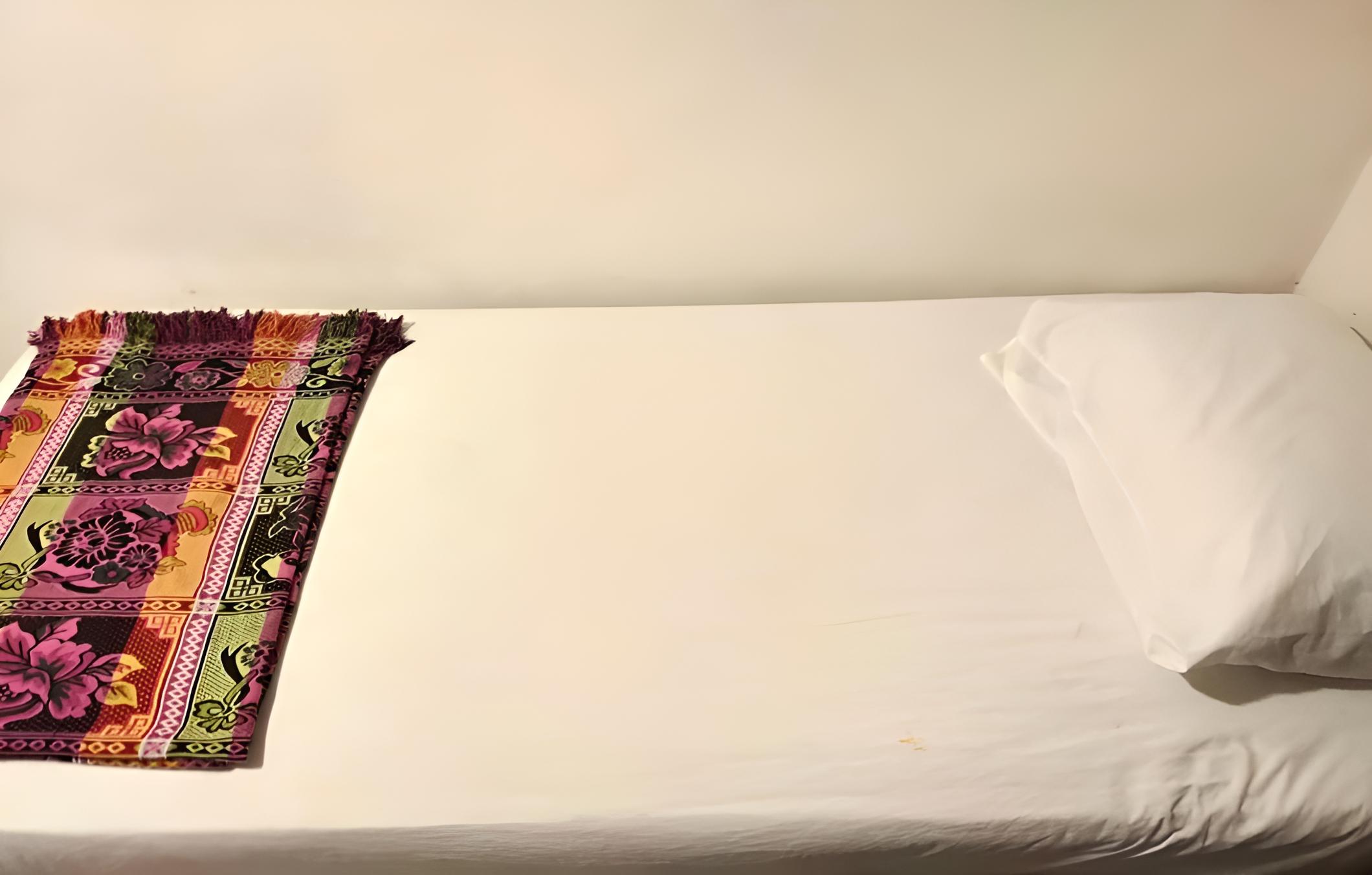 OYO 90273 Mz Hotel